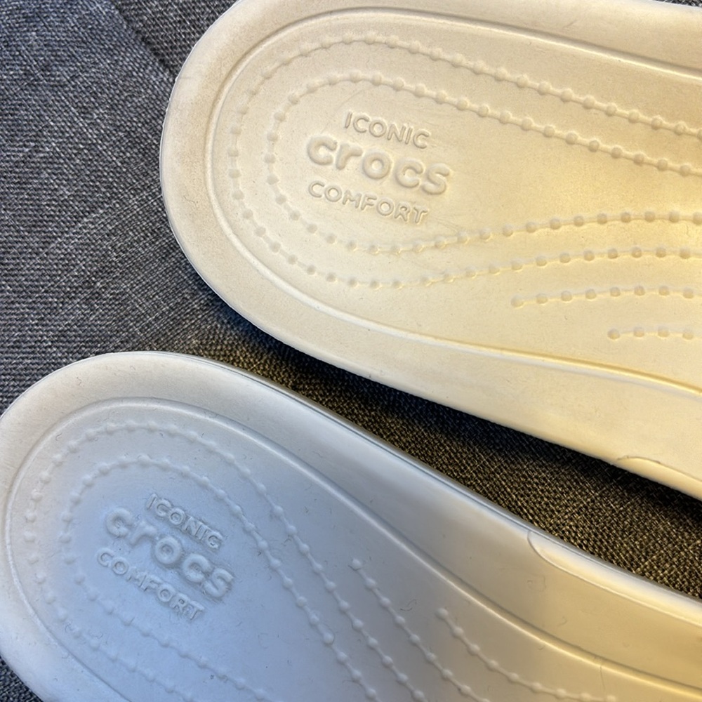 Crocs slides - Picture 4 of 7